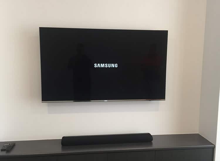 WallMountedTV11