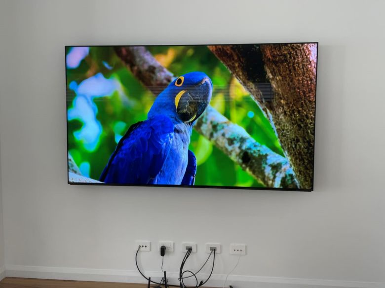 sony tv mounted in coolbellup home