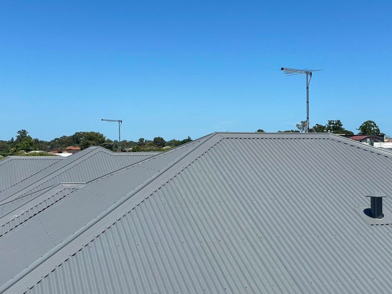 2 tv antennas installed on new homes during the construction process