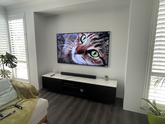 TV installed with hidden cables on a cavity wall